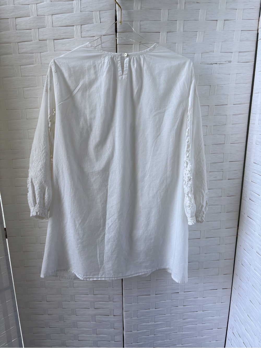 World Market Cotton L/XL White Crochet Babydoll Top 3/4 Sleeve Keyhole Back Soft - Picture 3 of 14